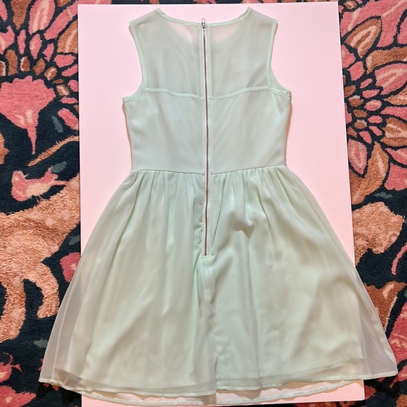 Mint, green sleeveless vintage inspired dress - Picture 3 of 5